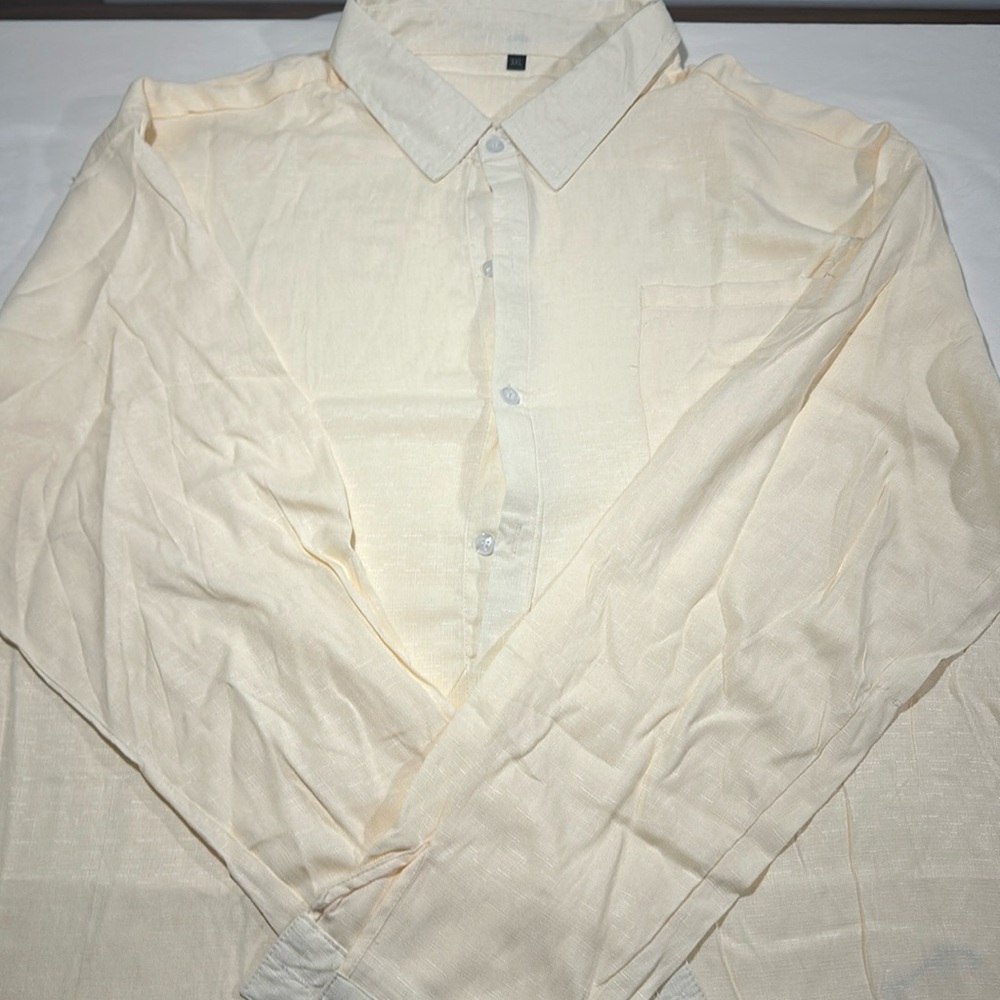Brand New Men’s Casual Button Down shirt, size 3X, light yellow in color.